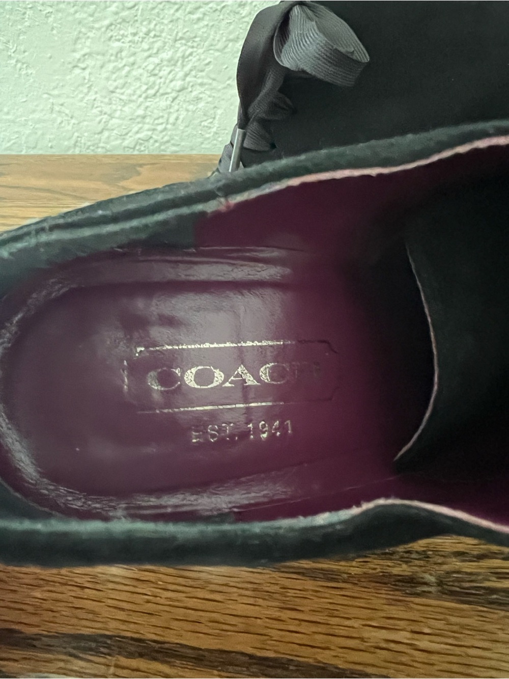 Vintage Coach Patent Leather Brogue Oxfords Lace Up Pumps Made in Italy Size 8.5 - Picture 7 of 10